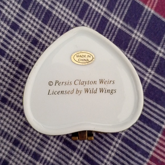 Trinket - Picture 7 of 10